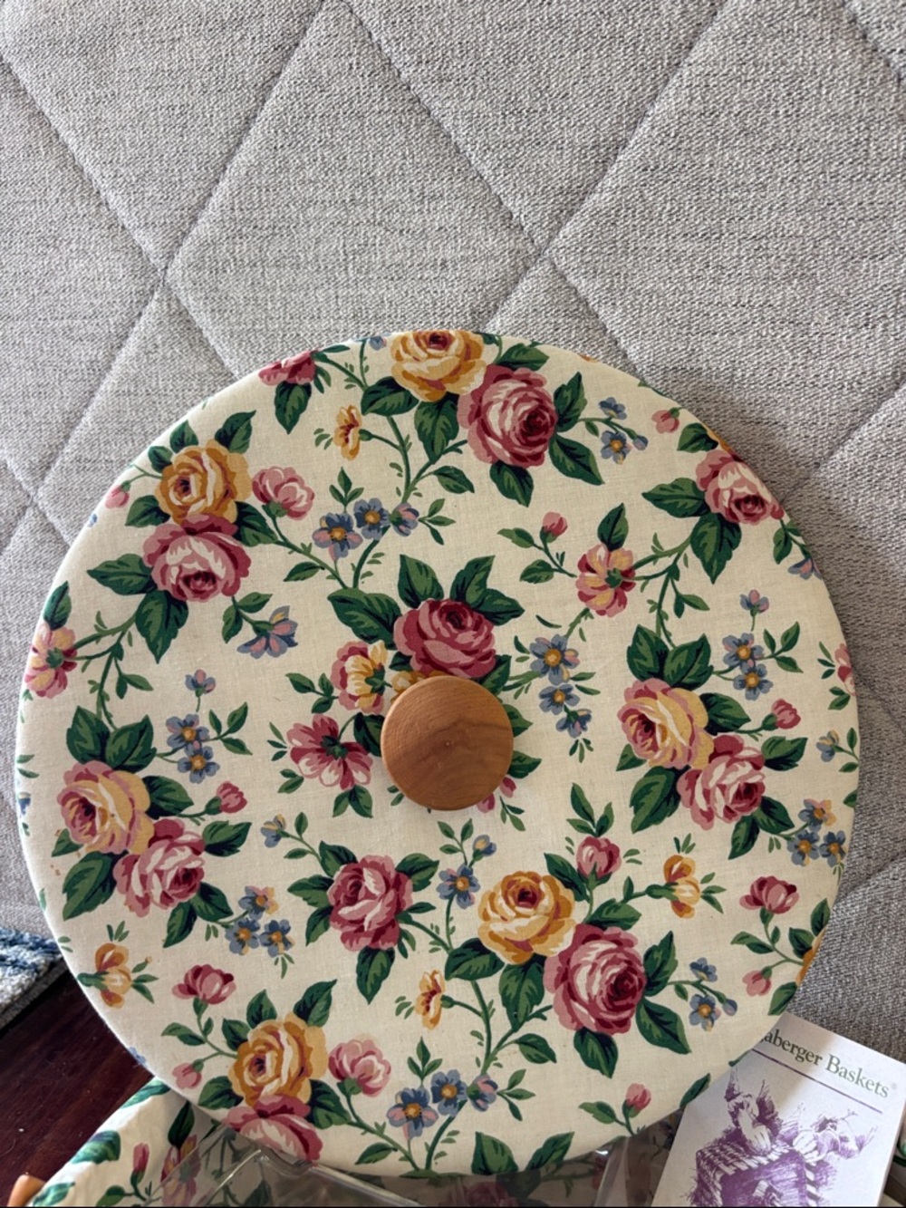1995 Longaberger Hostess Floral Sewing Basket - Picture 8 of 8